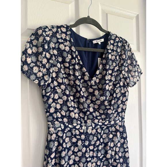 Madewell Dresses & Skirts - Madewell Floral Midi Dress NWT